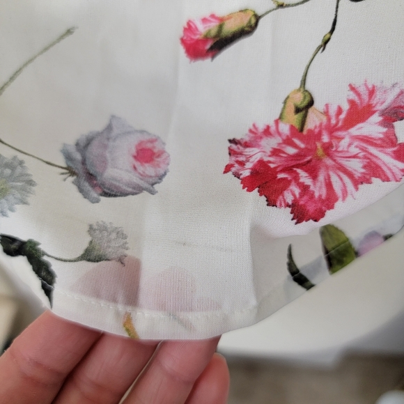 Express Floral Off The Shoulder Flowy Top - Picture 5 of 5